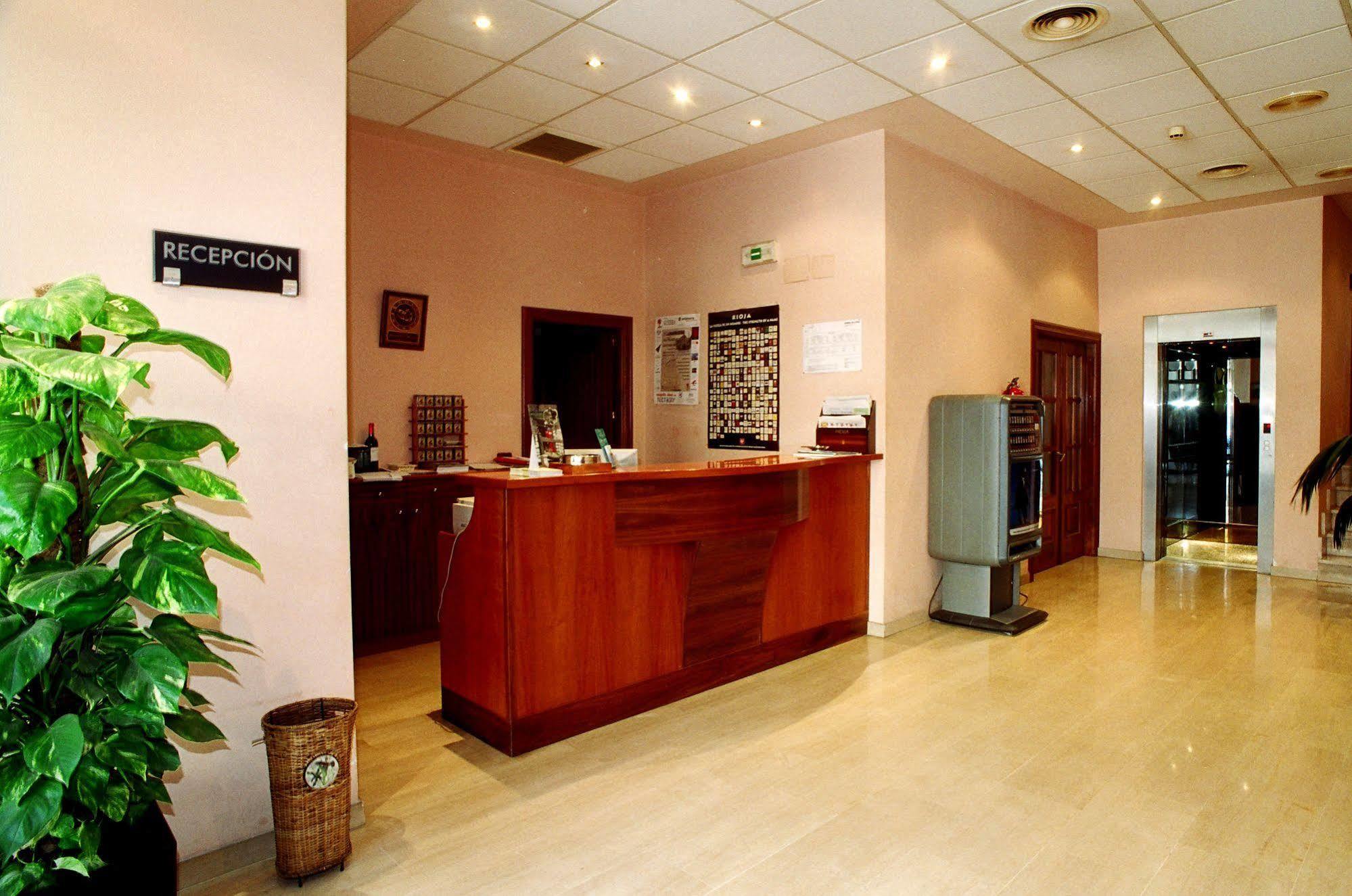 Luz Hotel Haro Εξωτερικό φωτογραφία